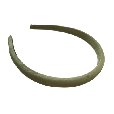 Verborgene Schönheit – Haarreif in edlem Olivgrün