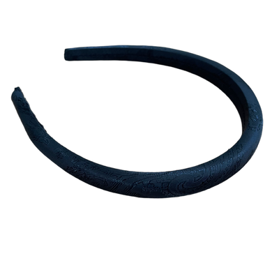 Klassik in Schwarz – Haarreif mit feinem Jacquard