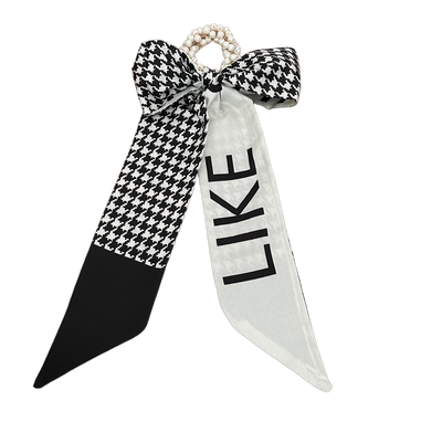 Elegantes Haargummi – Schleife & Perlen