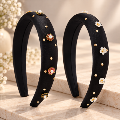 Elegance in Bloom – Eleganter schwarzer Haarreifen mit Blüten, Perlen & goldenen Akzenten 🌸✨