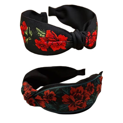 Schwarzer Jaguar-Haarreifen mit roten Blüten & grünen Blättern – Look mit Knoten