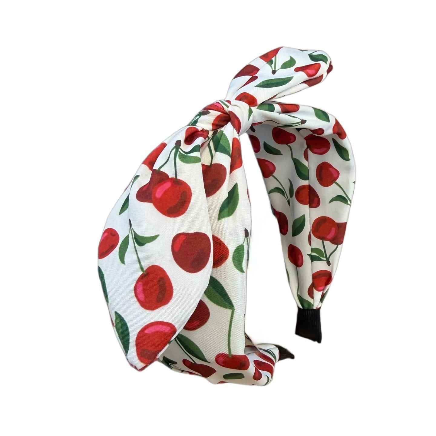 Kirschkuss: Rockabilly‑Haarreif mit süßem Kirschenprint