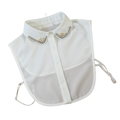 Pure Elegance – Blusenkragen in Off White mit funkelndem Strass & Blütendetails